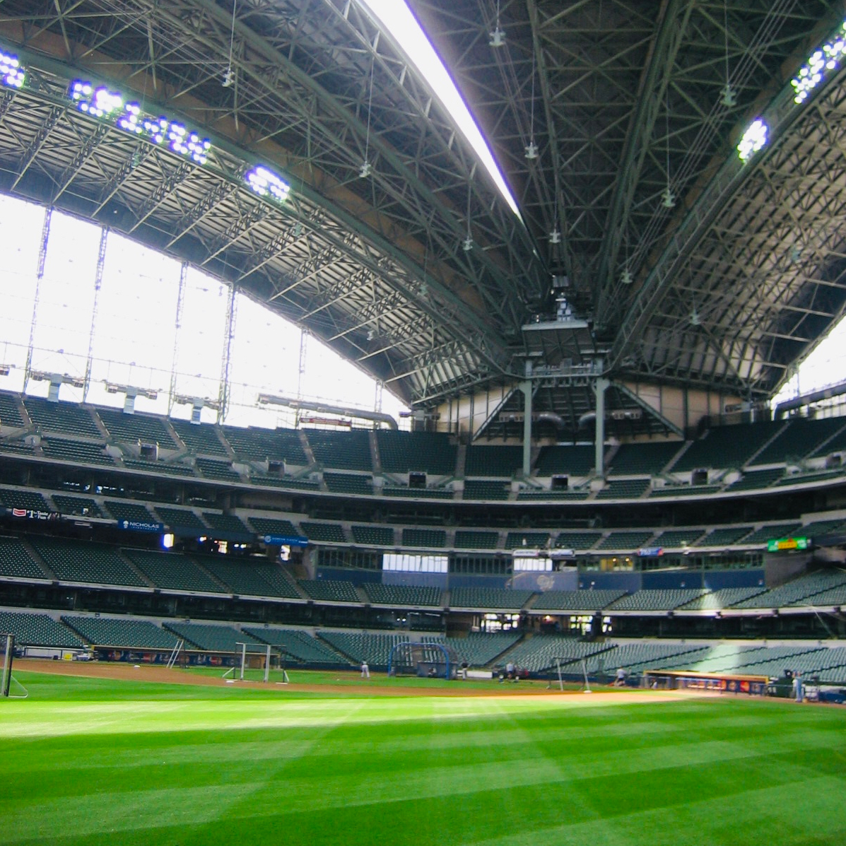 Milwaukee Brewers –