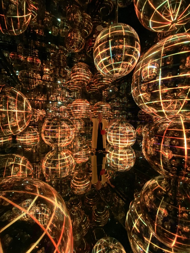 Aya Universe Dubai - EntdeckerGlück